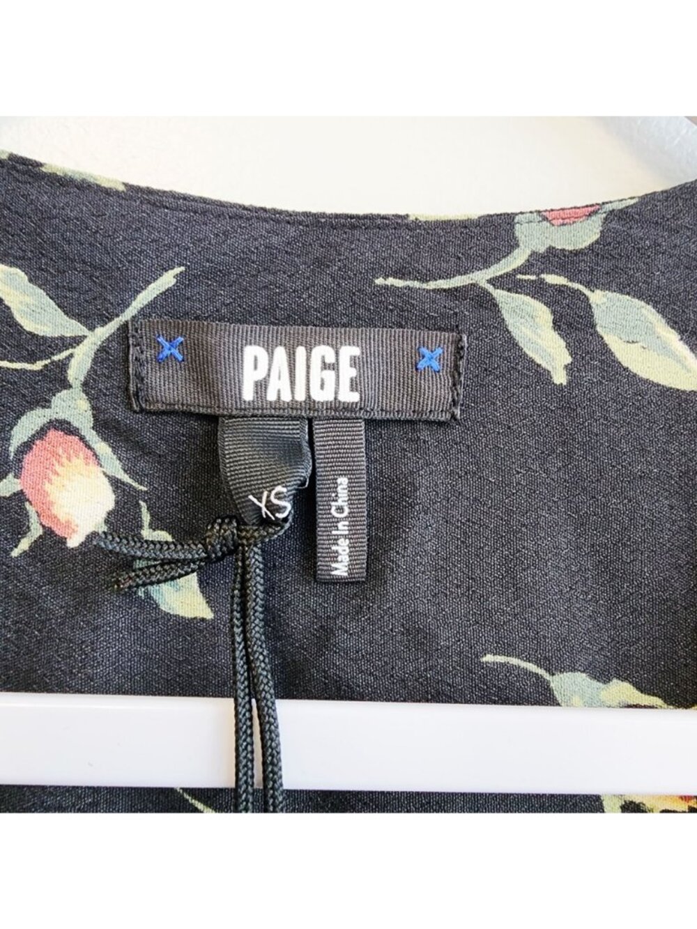 Paige Floral Print Midi Casual Dress Ruched Sleeves V-Neckline Navy Size XS  New - Picture 4 of 12